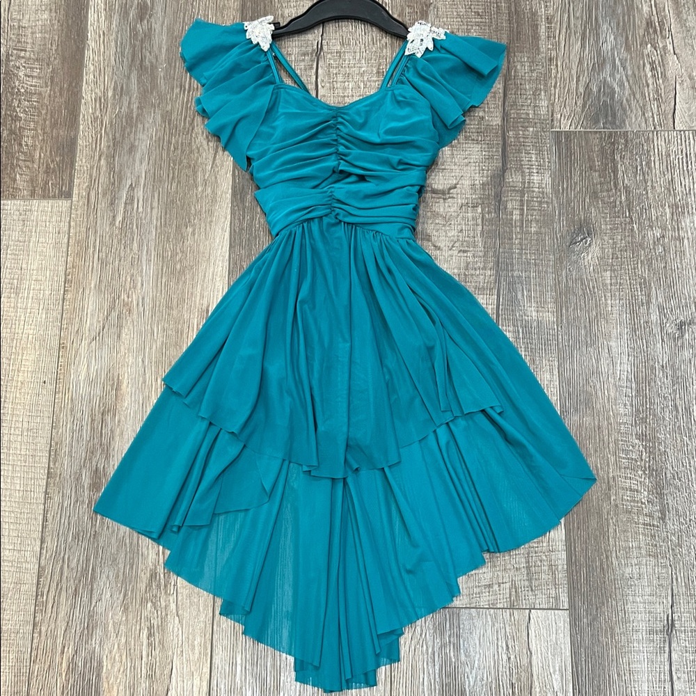 Girls Weissman Dance Flutter sleeve dress with ruched mesh overlays.  Like new.